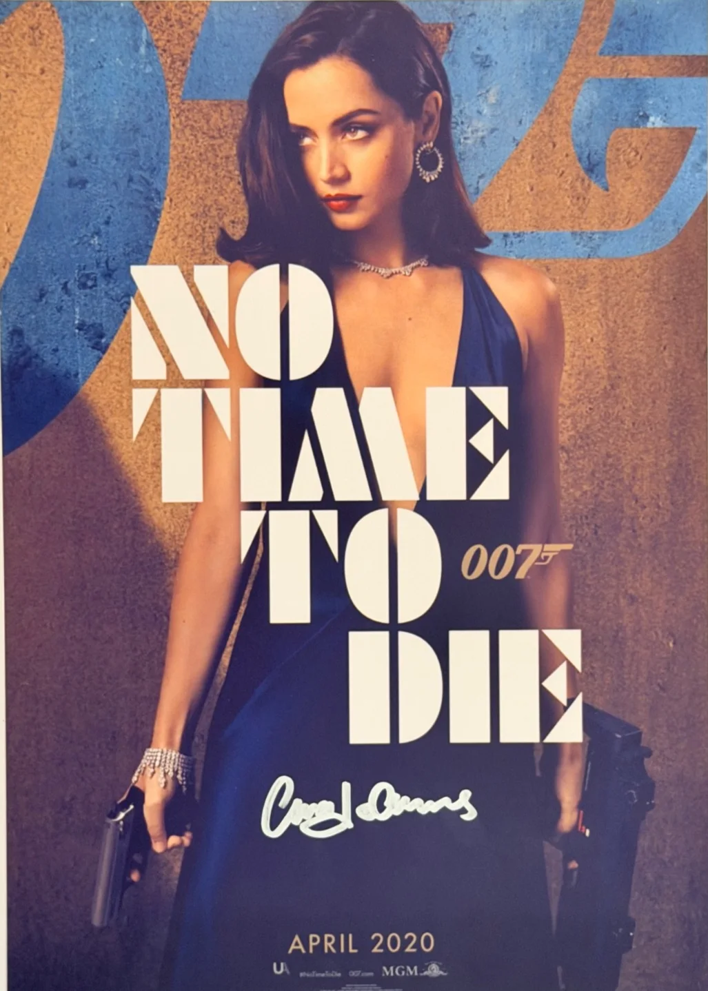 Ana de Armas — Ana de Armas Signed 8x11.5 Photo Autograph COA No Time to Die Bond