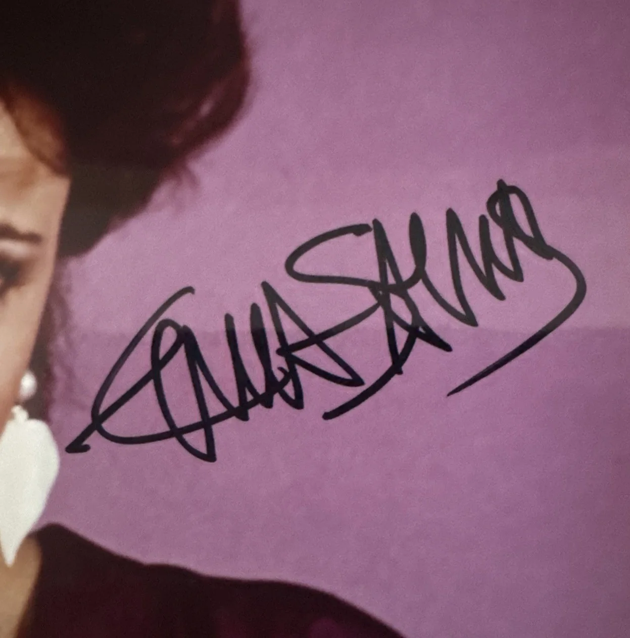 8 by 10 Signed Original Photo Of The Great Actress Emma Samms with a COA., изображение 2