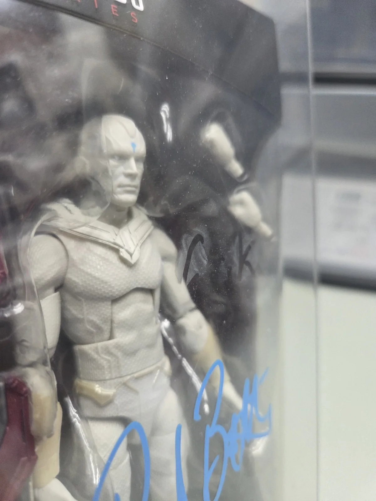 Paul Bettany Signed Vision Action Figure Jsa *Read Description* Flaw, image 5