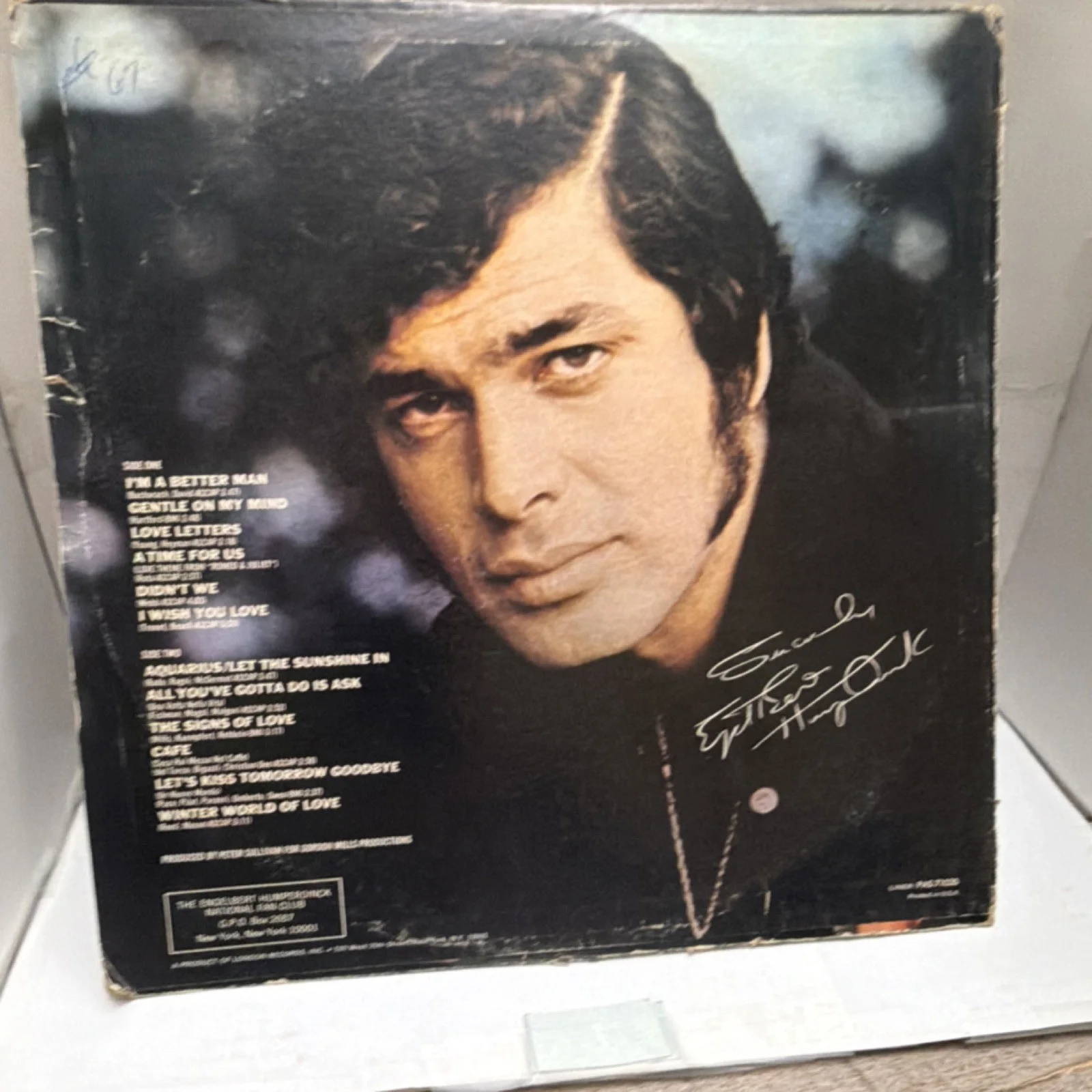 Engelbert Humperdinck Autographed Vinyl Winter World of Love PAS 71020, изображение 2