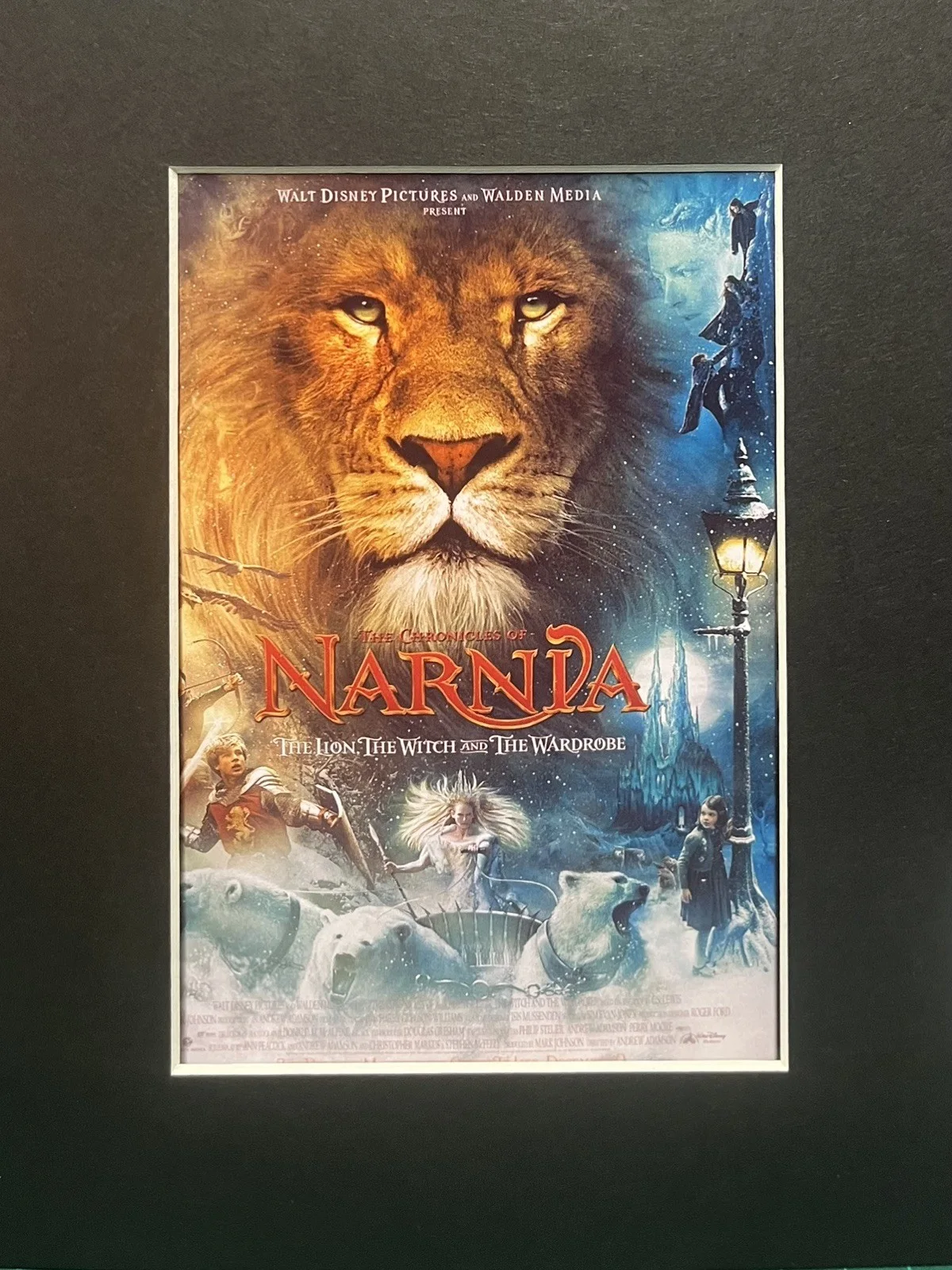 The Chronicles of NARNIA 35mm Film Cell Mounted Display, image 2
