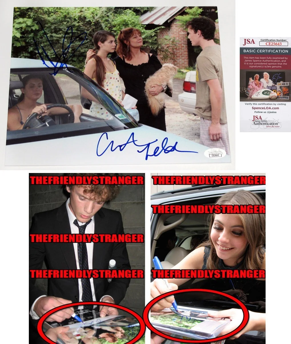 ANTON YELCHIN & WILLA HOLLAND — Anton Yelchin & Willa Holland signed 8x10 Photo EXACT PROOF Rare JSA COA