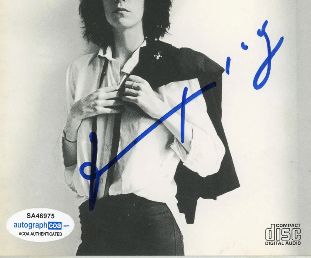 PATTI SMITH — Patti Smith signed Autographed "HORSES" CD Booklet Singer ACOA COA, image 4