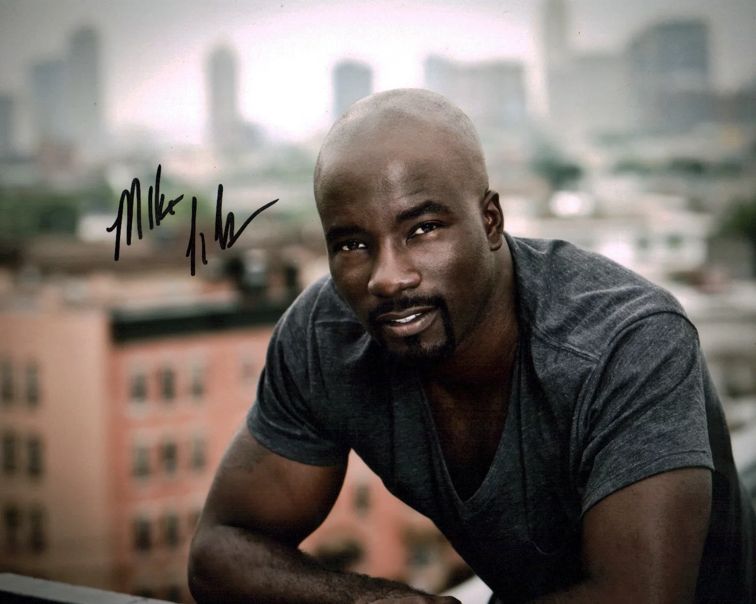 Mike Colter — Mike Colter Marvel's Luke Cage Signed 8x10 Photo JSA Certified Autograph