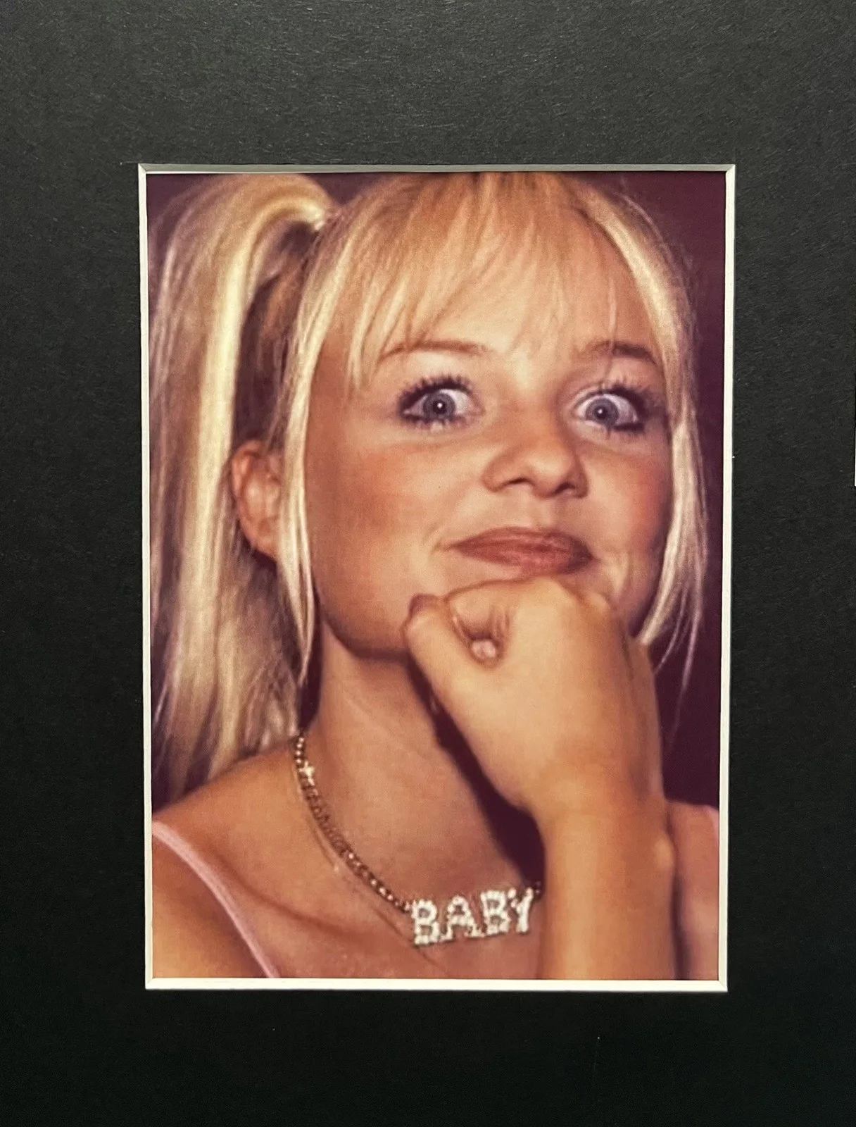 SPICEWORLD. Emma Bunton as Baby Spice. 35mm Film Cell Display, изображение 3