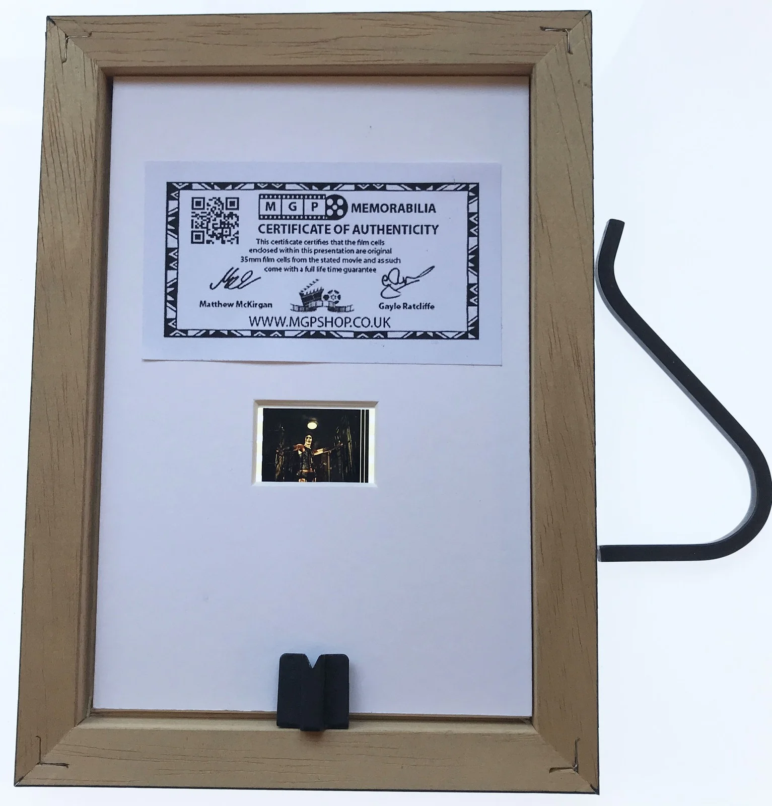Handmade gift featuring original Mini film cells for MRS DOUBTFIRE fans, image 3
