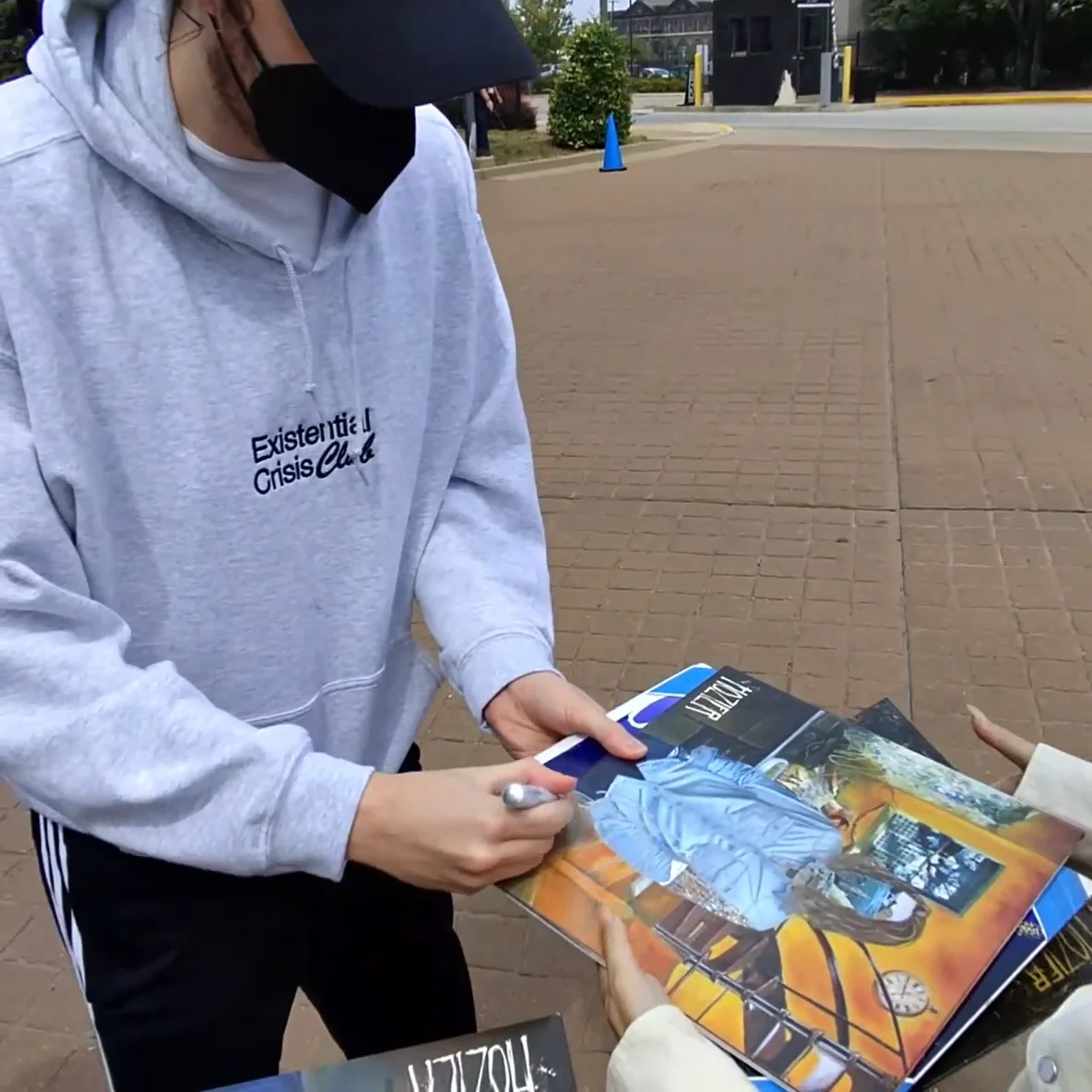 HOZIER SIGNED AUTOGRAPH SELF TITLED DEBUT VINYL wEXACT VIDEO PROOF & BECKETT COA, изображение 2
