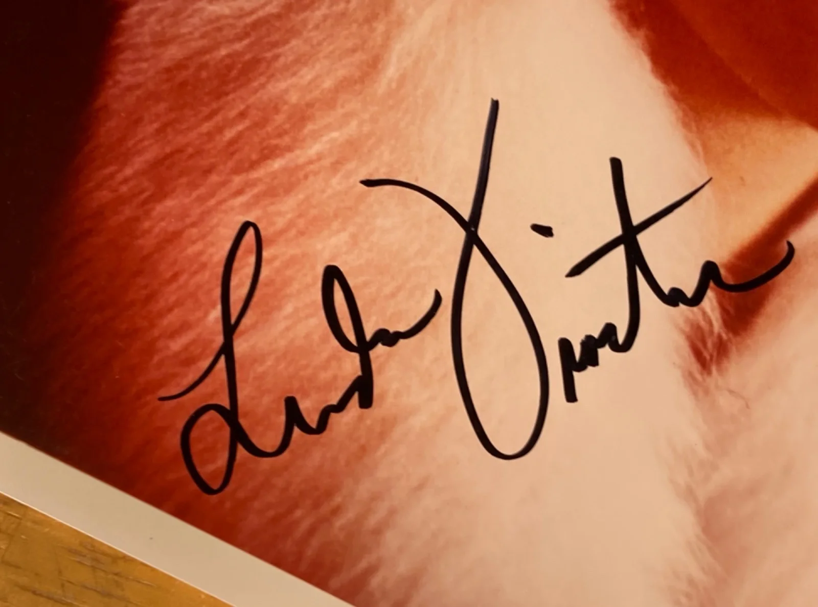 Hand SIGNED Linda Fiorentino 8x10 Photo - The Moderns, Dogma, After Hours, Last, изображение 3