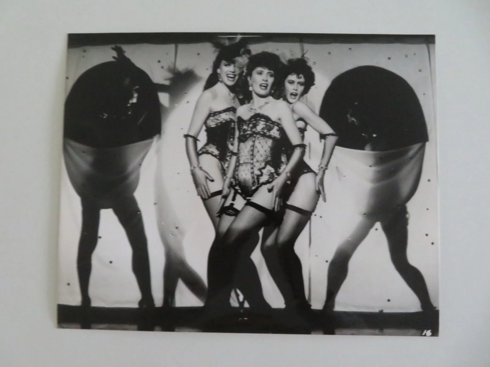 REBEL MOVIE STILL PHOTO LOT OF 5 MATT DILLON DEBRA BYRNE 1985, изображение 4