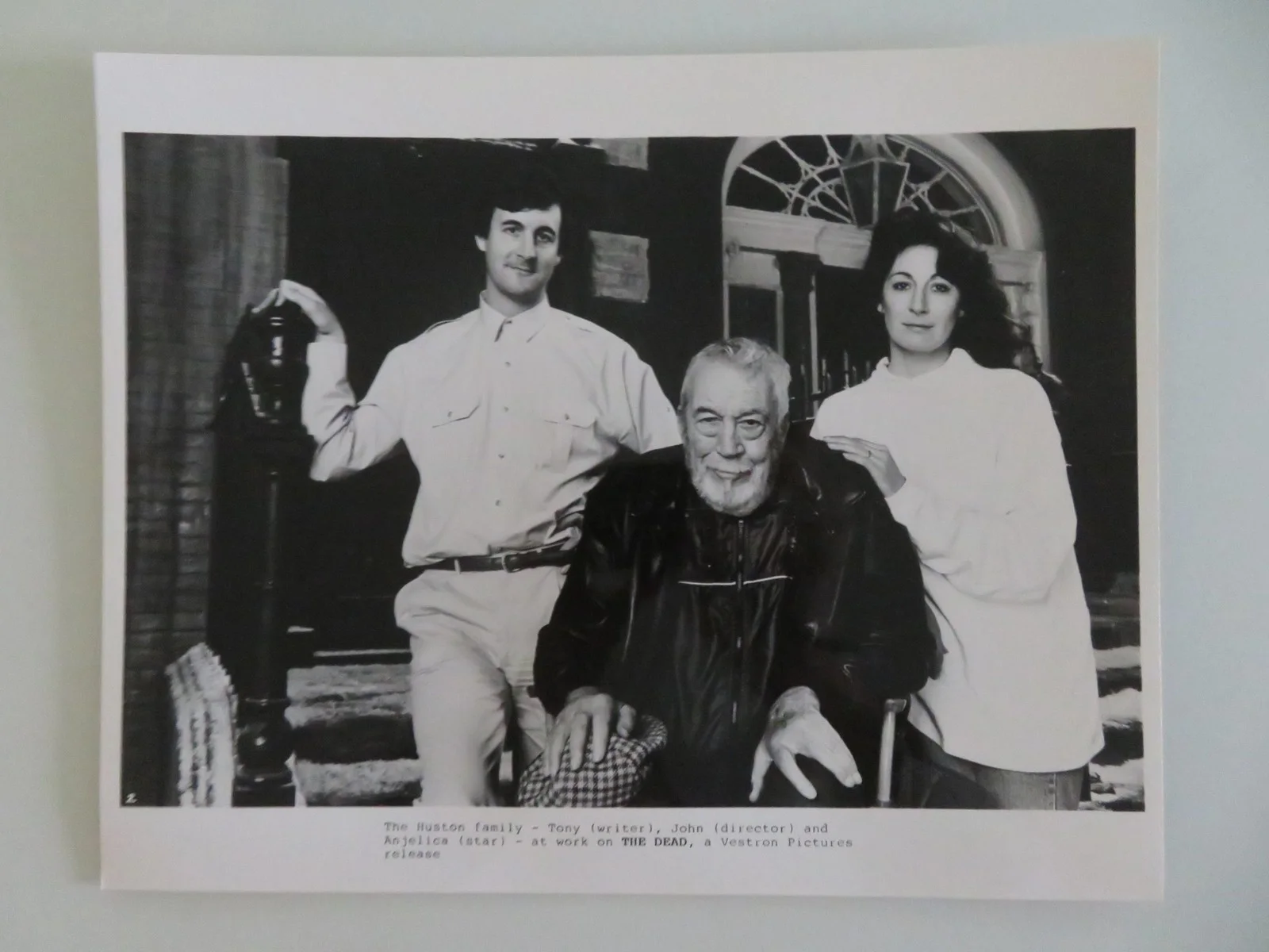 THE DEAD MOVIE STILL PHOTO LOT OF 9 ANGELICA HUSTON DONAL MCCANN 1987, изображение 3