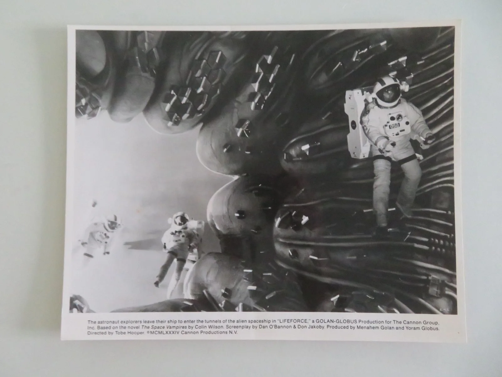 LIFEFORCE MOVIE STILL PHOTO LOT OF 4 CANNON PETER FIRTH FRANK FINLAY 1985, изображение 3