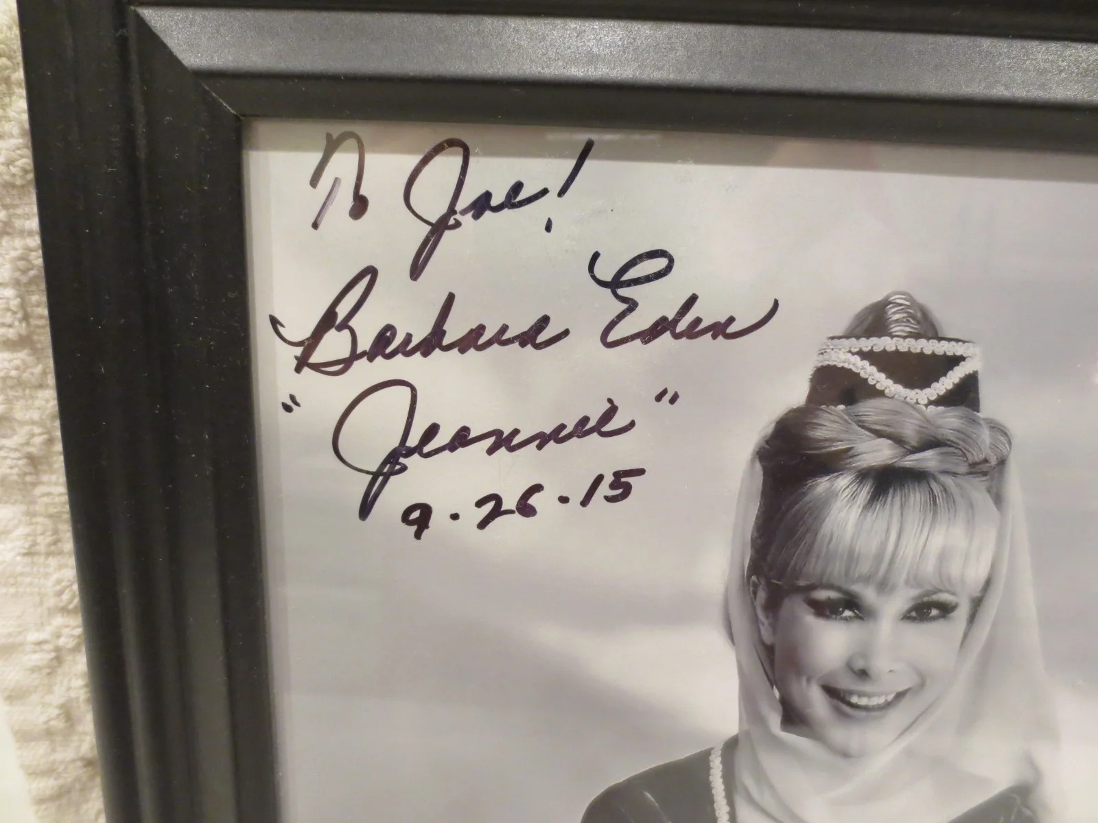 Barbara Eden — Barbara Eden Signed Framed 8" x 10" Photo - I Dream Of Jeannie "Jeannie", изображение 2