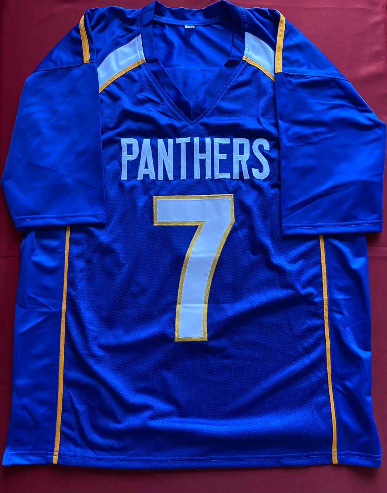 Zach Gilford — Zach Gilford signed Matt Saracen custom jersey Friday Night Lights Beckett, image 4