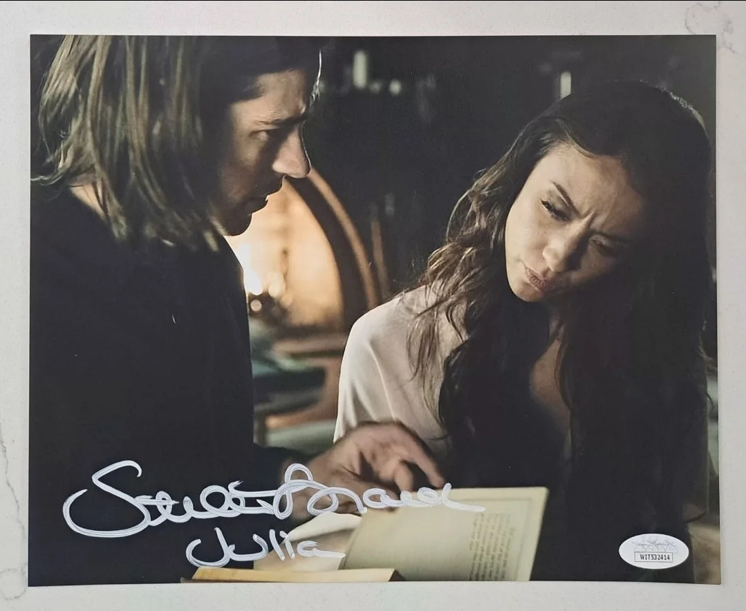 STELLA MAEVE as JULIA Signed & Inscribed The Magician 8x10 Premium Photo JSA COA, изображение 3