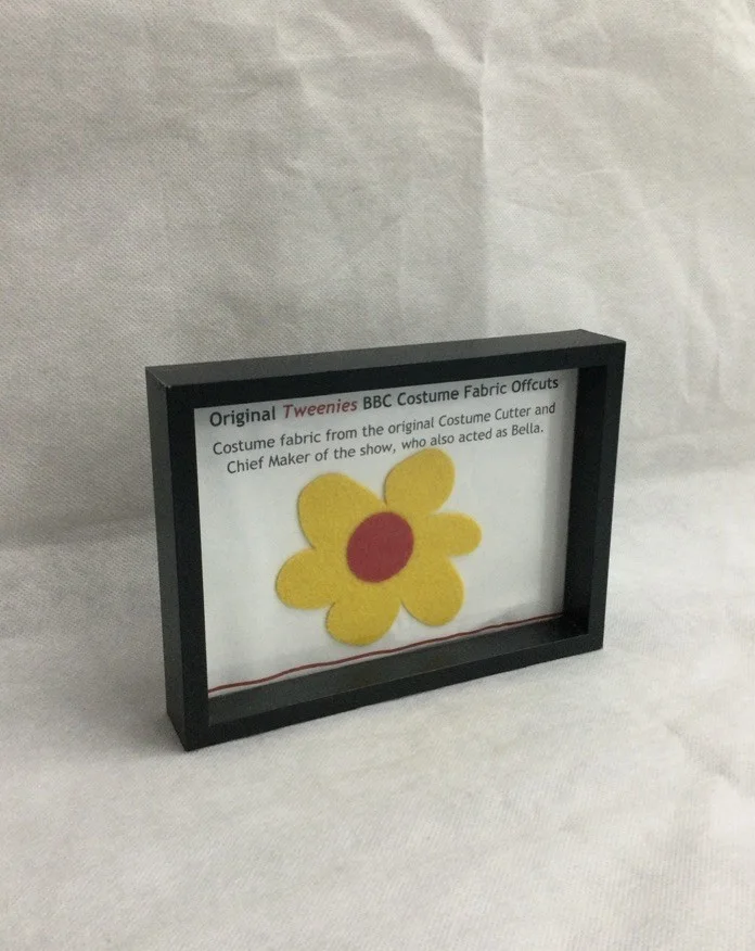 Tweenies BBC costume Piece Prop Display 6x4 Picture Frame Used Series Wardrobe, изображение 2