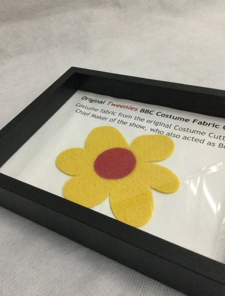 Tweenies BBC costume Piece Prop Display 6x4 Picture Frame Used Series Wardrobe, изображение 3