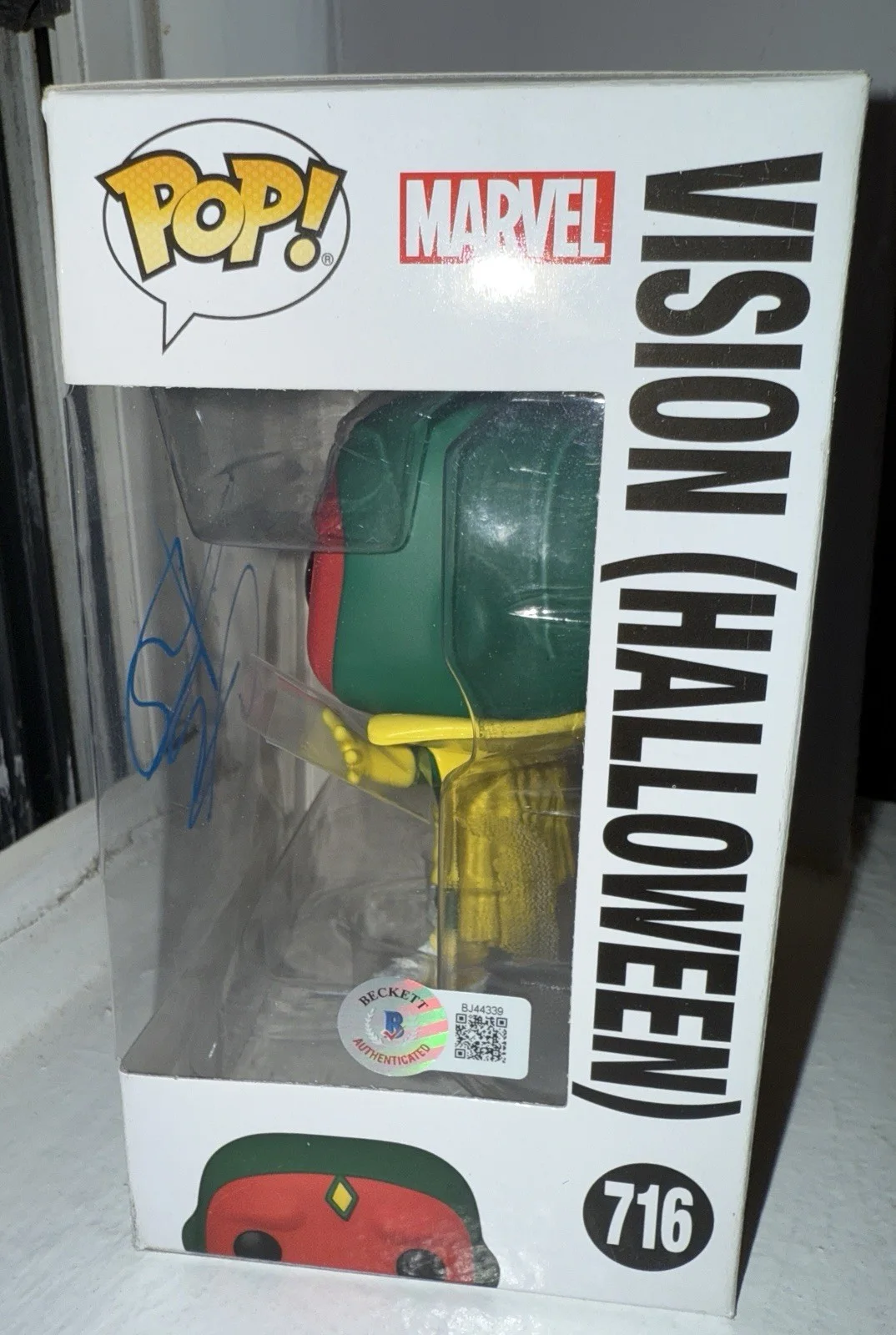 Paul Bettany — Paul Bettany "Vision" Signed Vision Halloween Wandavision Funko Pop 716 Beckett, image 2