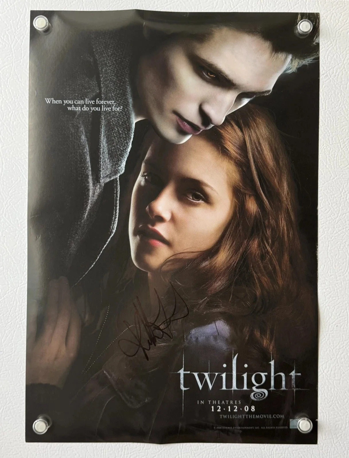 Kristen Stewart — Kristen Stewart signed poster Twilight 11.5x17 rare full name autograph b