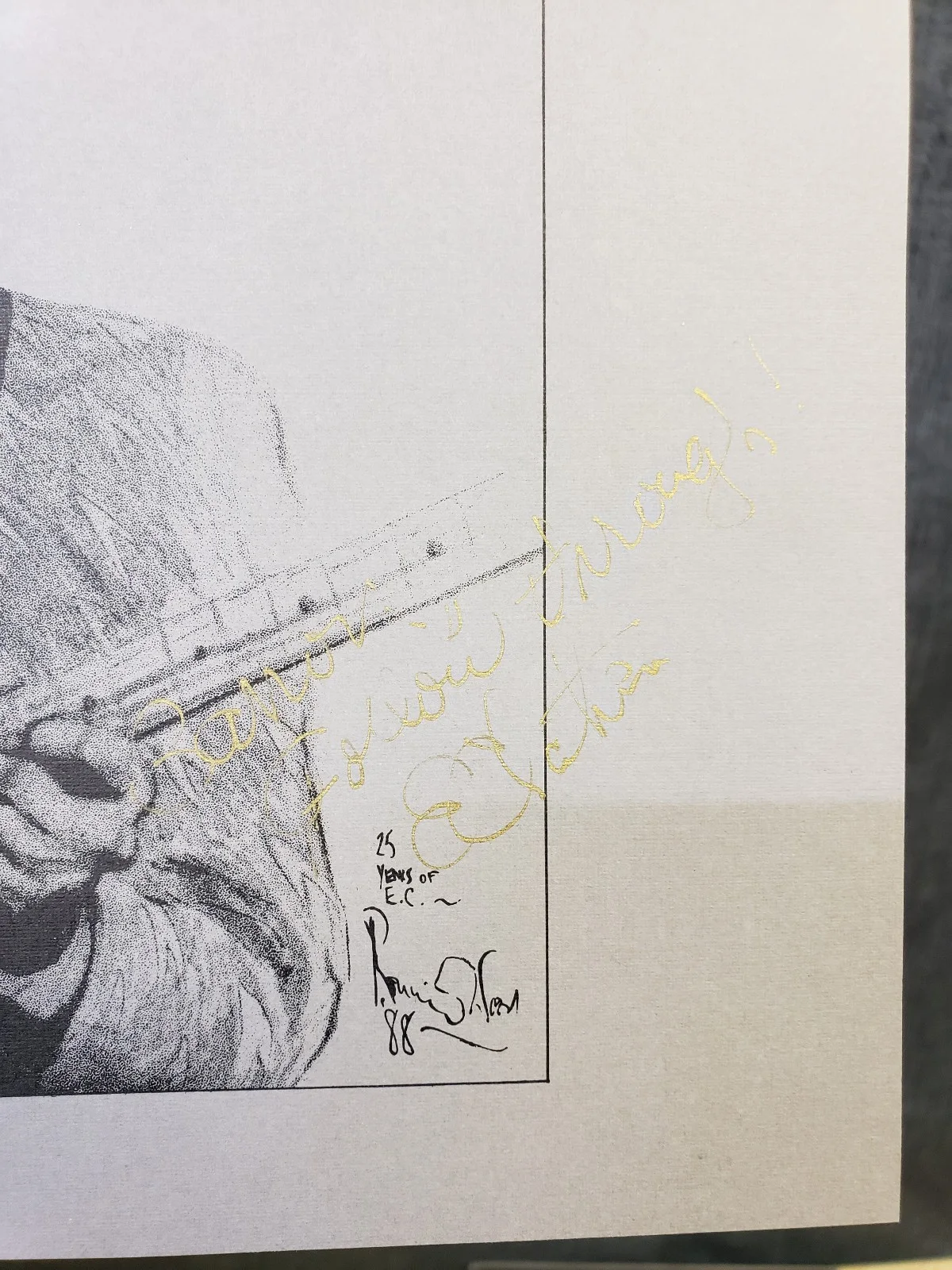 Eric Clapton Autographed Manual Crossroads + Empty CD Cases, image 3