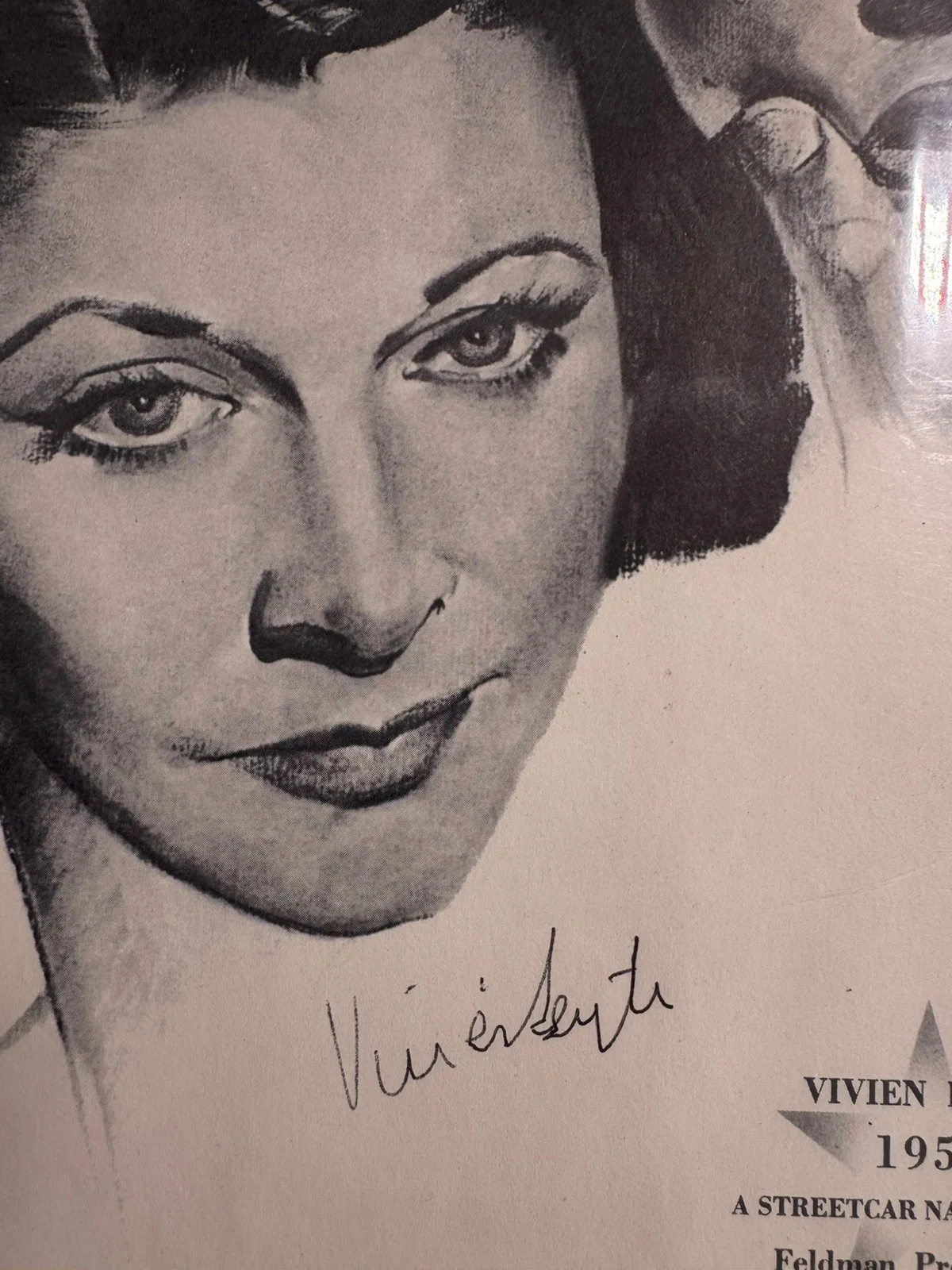 Vivian Leigh — Vivien Leigh Autograph- Gone with the Wind-Authentic hand signed, image 3
