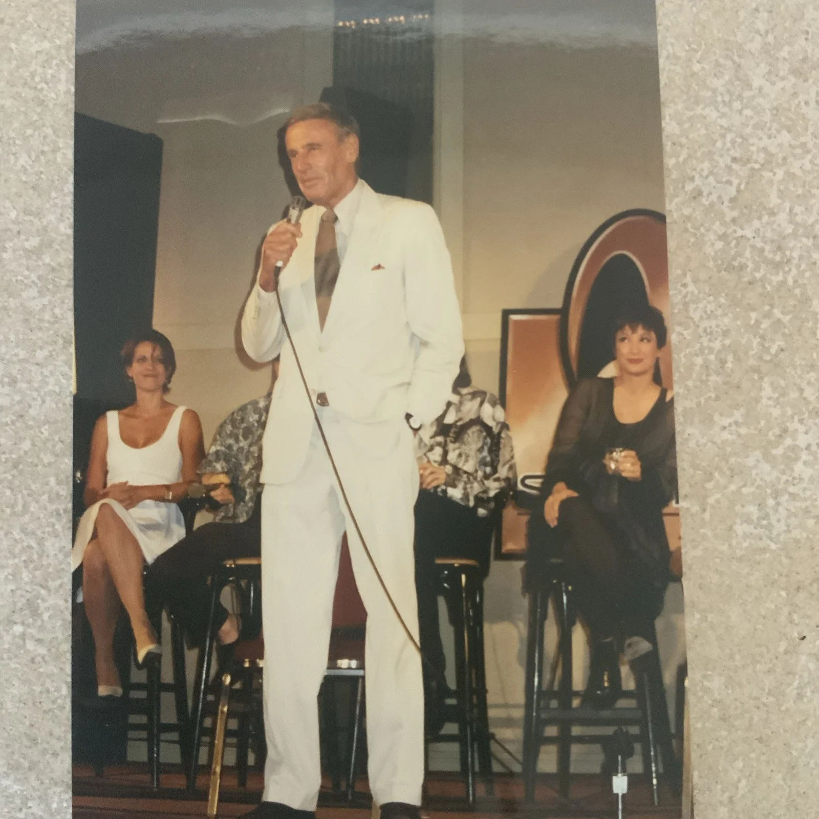 Richard Anderson — SIX MILLION DOLLAR MAN RICHARD ANDERSON SIGNED 8X10 PHOTO Guaranteed 100%, image 3