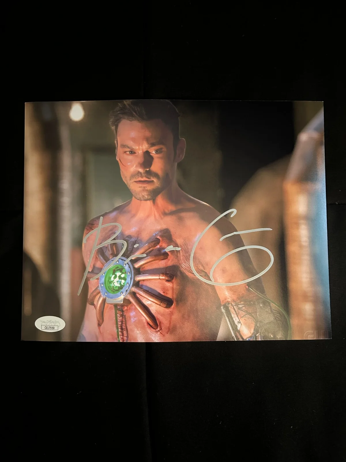 Brian Austin Green — Brian Austin Green signed Smallville 8x10 photo W/ JSA COA