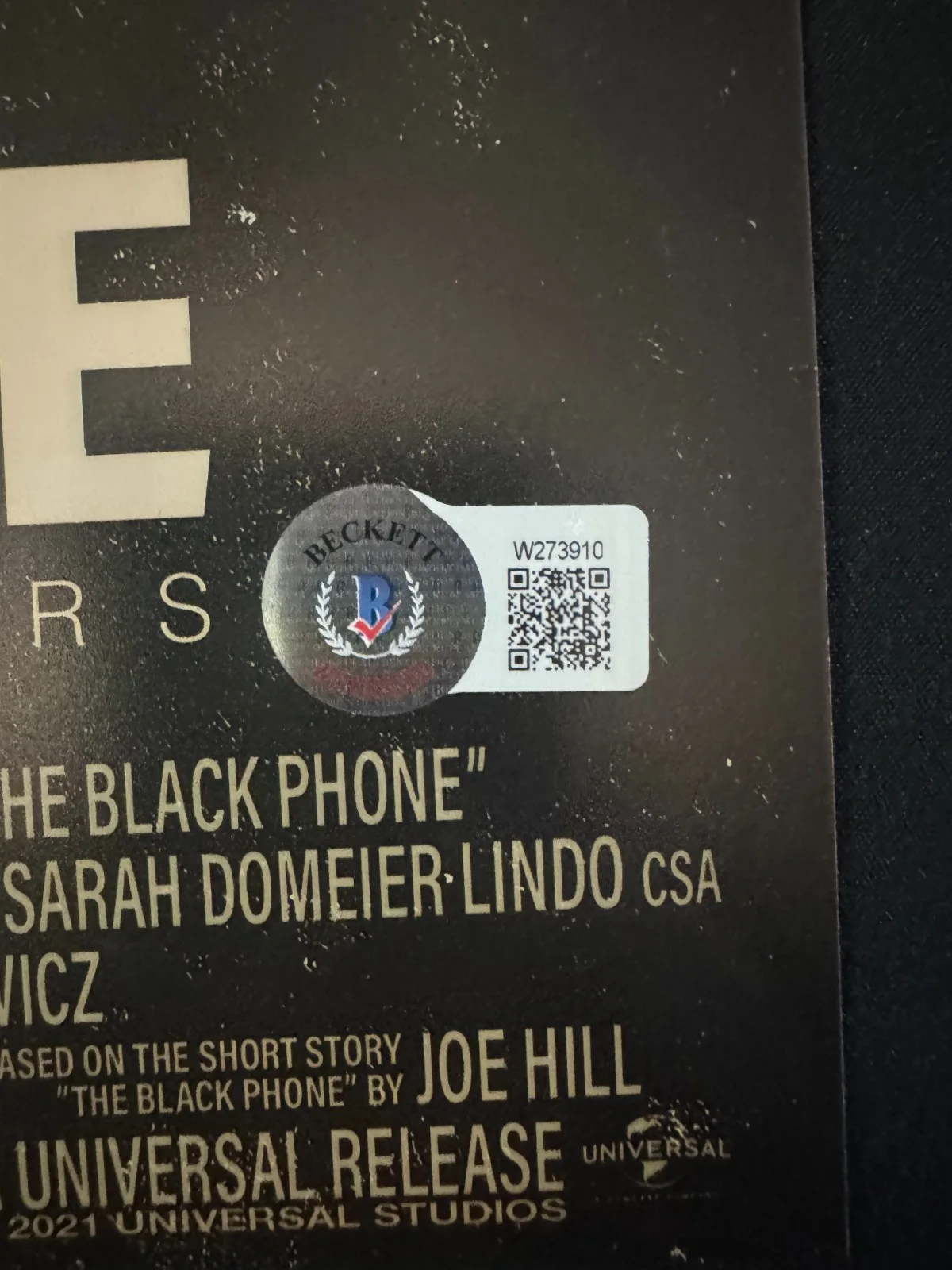 Mason Thames, Madeleine McGraw — The Black Phone signed 11x17 photo Mason Thames & Madeleine McGraw W/Beckett COA, изображение 2
