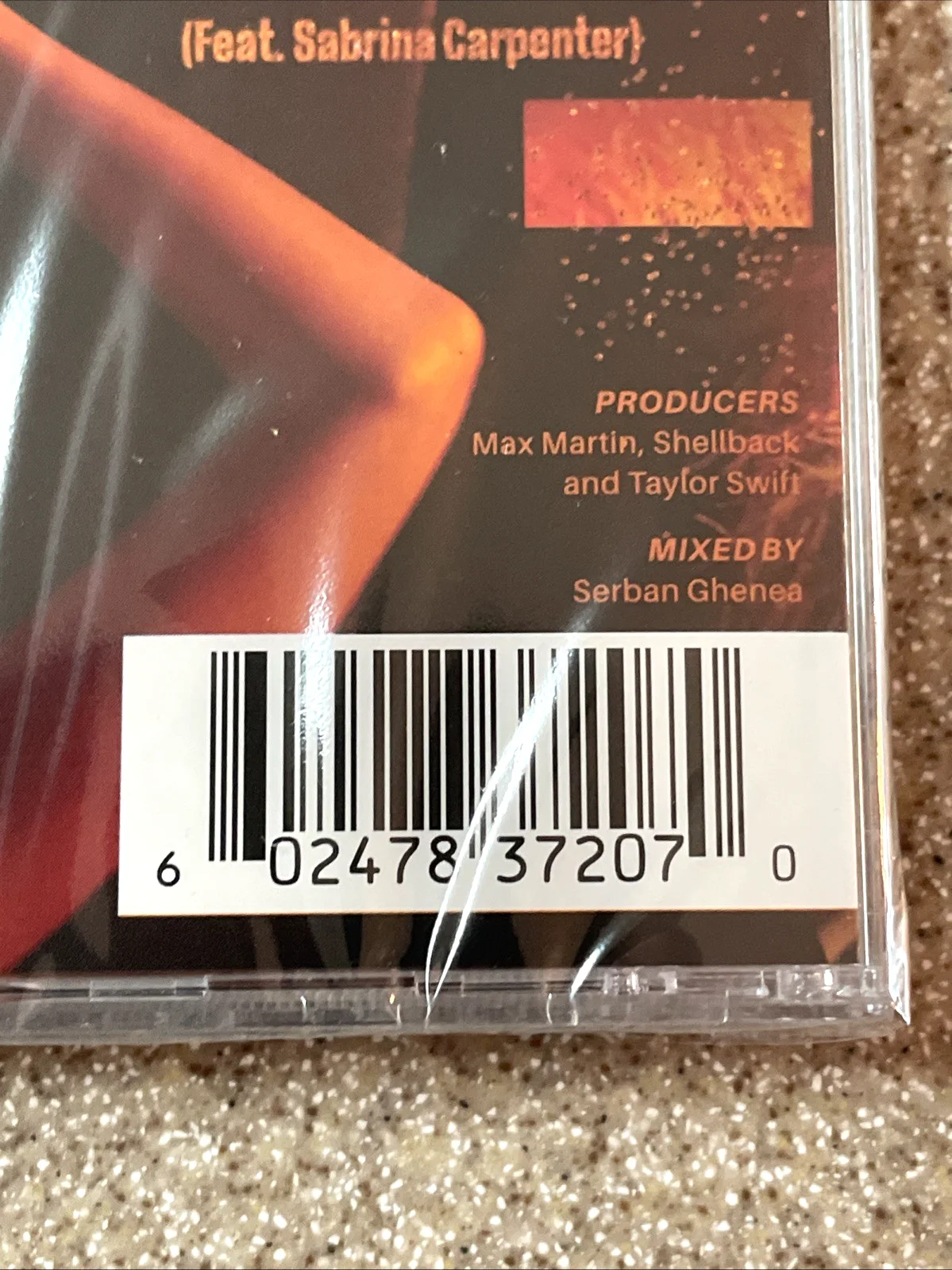 Taylor Swift — ✅🔥Taylor Swift The Life of a Showgirl CD w/ Hand Signed Photo # 1 - *IN HAND*, изображение 5