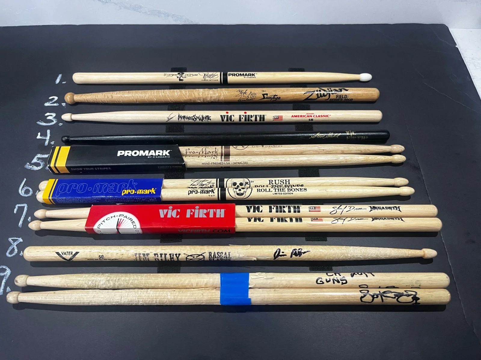 STEVE RILEY LA GUNS Hand Signed STAGE USED Set of Drumsticks #09 in the photo, изображение 2