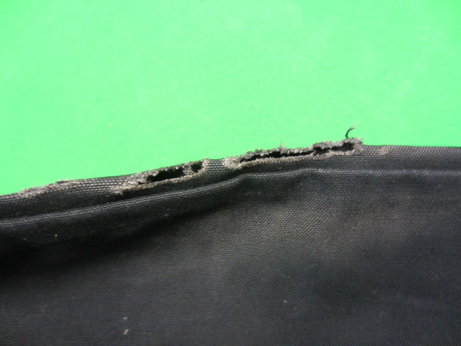 James Bond 007 Die Another Day Screen Used Prop - ANTONOV BAG, изображение 5