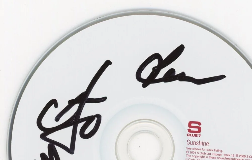 S Club 7 - RACHEL STEVENS, TINA BARRETT, JO O'MEARA, JON LEE — S CLUB 7 signed By 5 "SUNSHINE" CD c PROOF Rachel Stevens, Tina, +3 ACOA COA, изображение 4