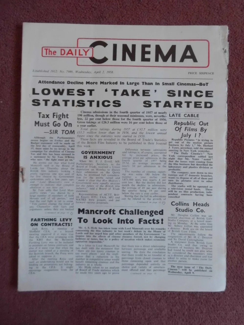 HAMMER FILM in 1958 UK trade mag DAILY CINEMA, BARBARA SHELLEY, JAMES CARRERAS, изображение 2