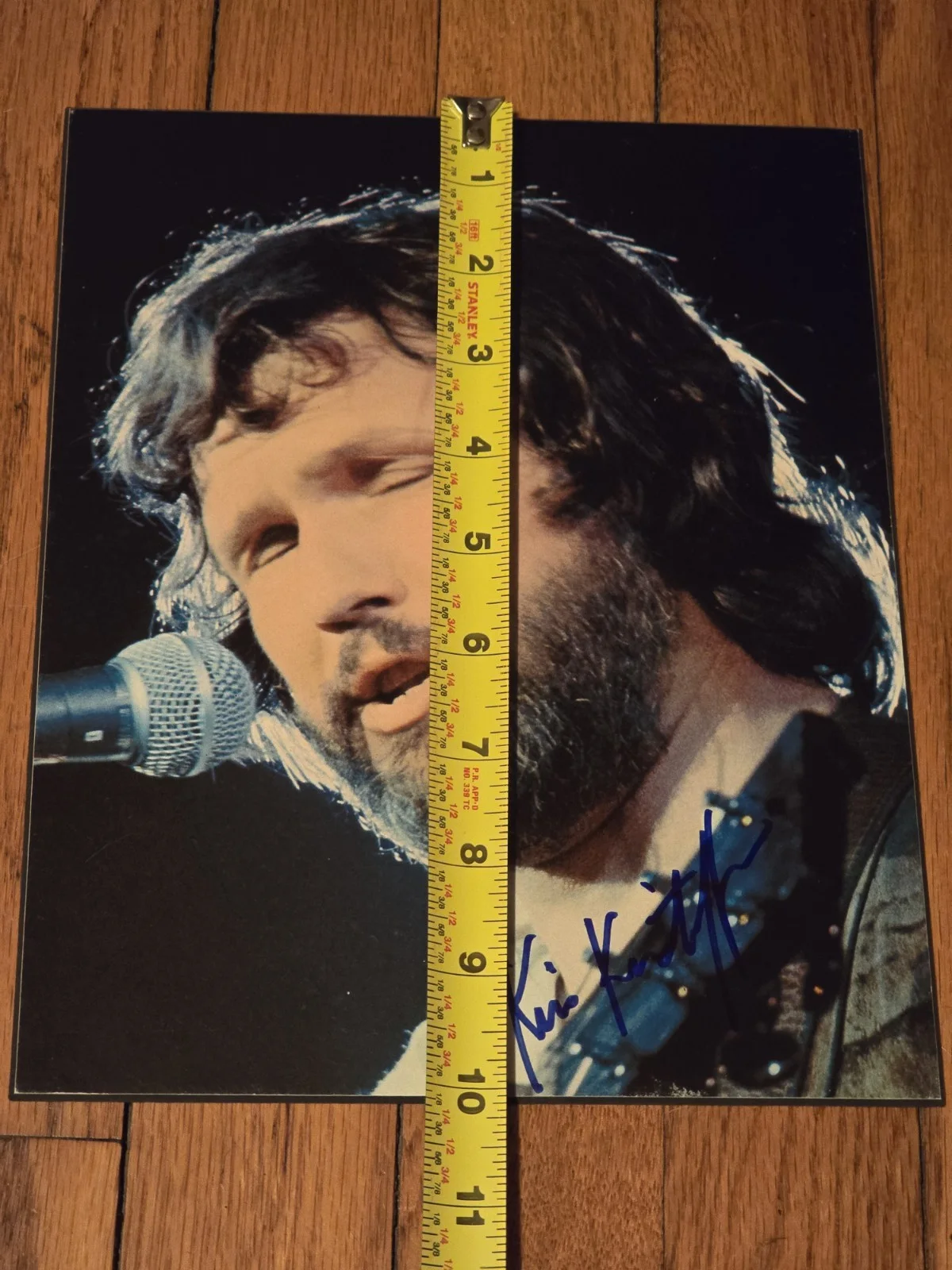 Kris Kristofferson Singing SIGNED Photo Board Country Legend Cowboy Autographed, image 4