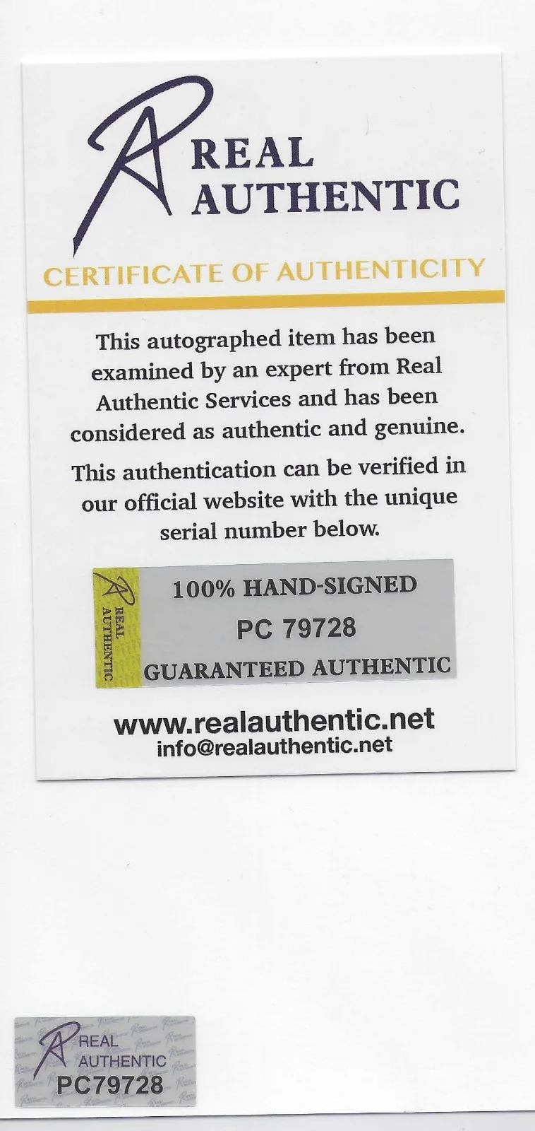 KATY PERRY Signed 11 ¾ x 8 ¼ with COA, image 3
