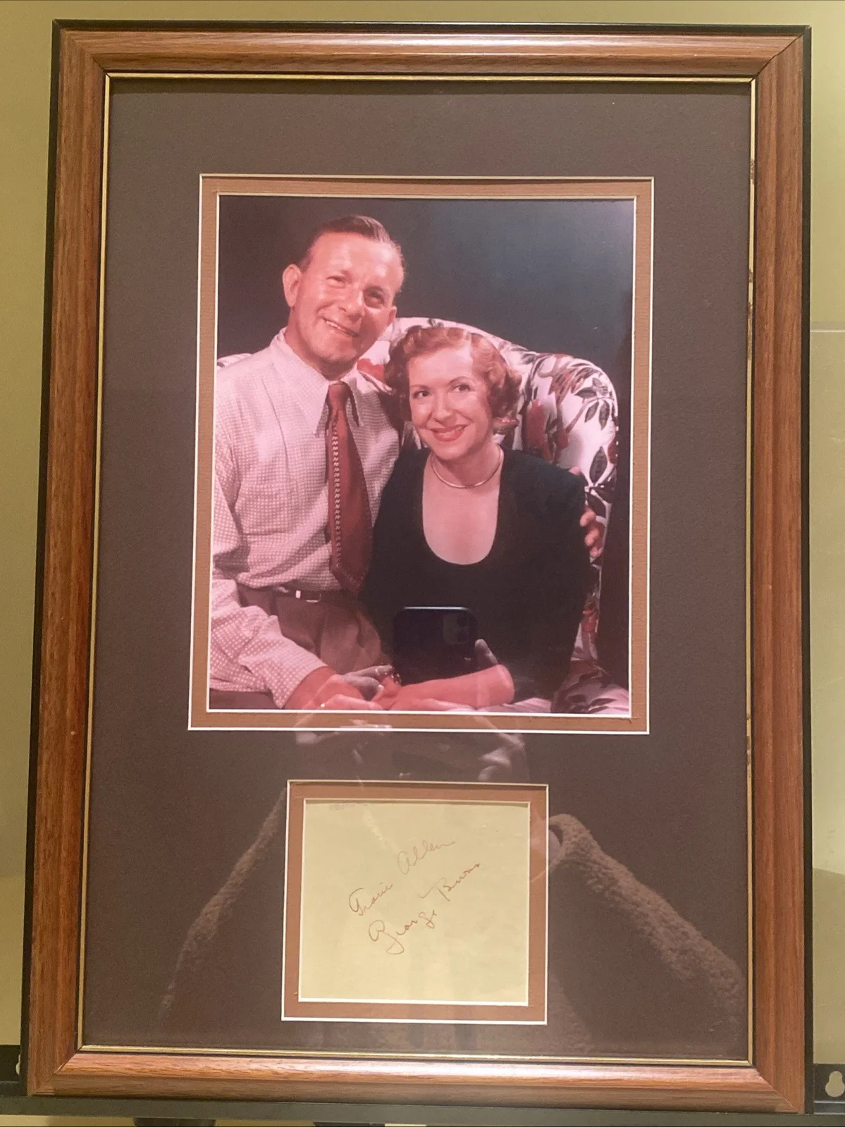 George Burns, Gracie Allen — George Burns & Gracie Allen 1950s 8x10 Photo Autographs 14”x20” Framed SIGNED