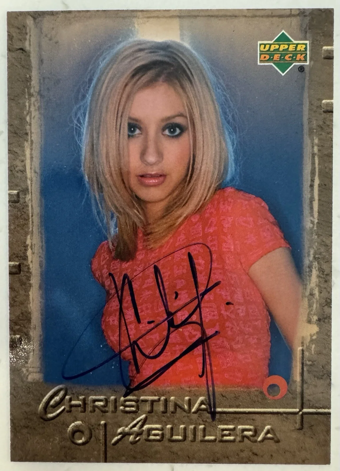 2000 Upper Deck Christina Aguilera Autograph Signed Card Extremely Rare!, image 2