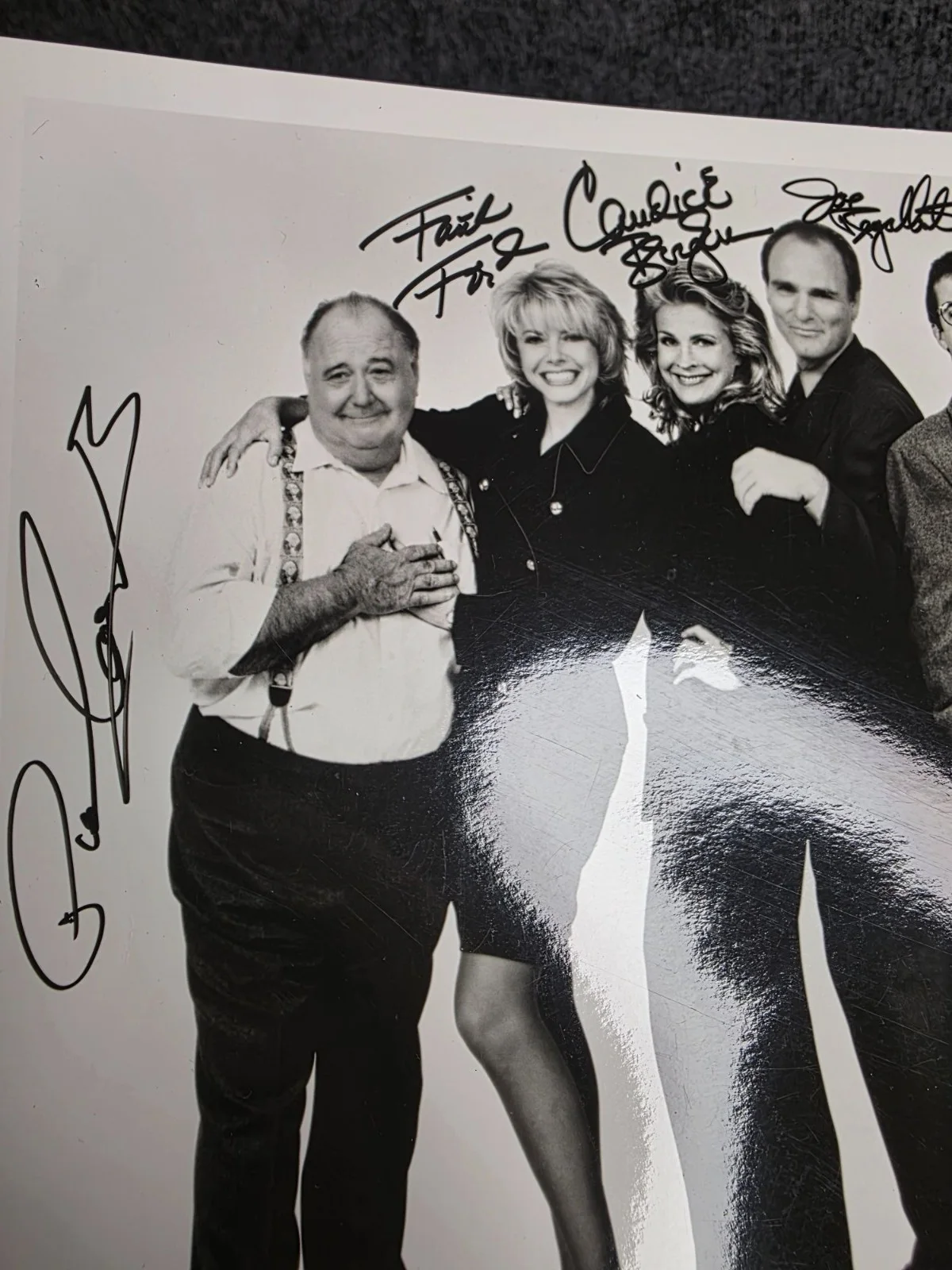 Murphy Brown Cast Signed 8x10 Photo Candace Bergen Autographed Memorabilia, image 5