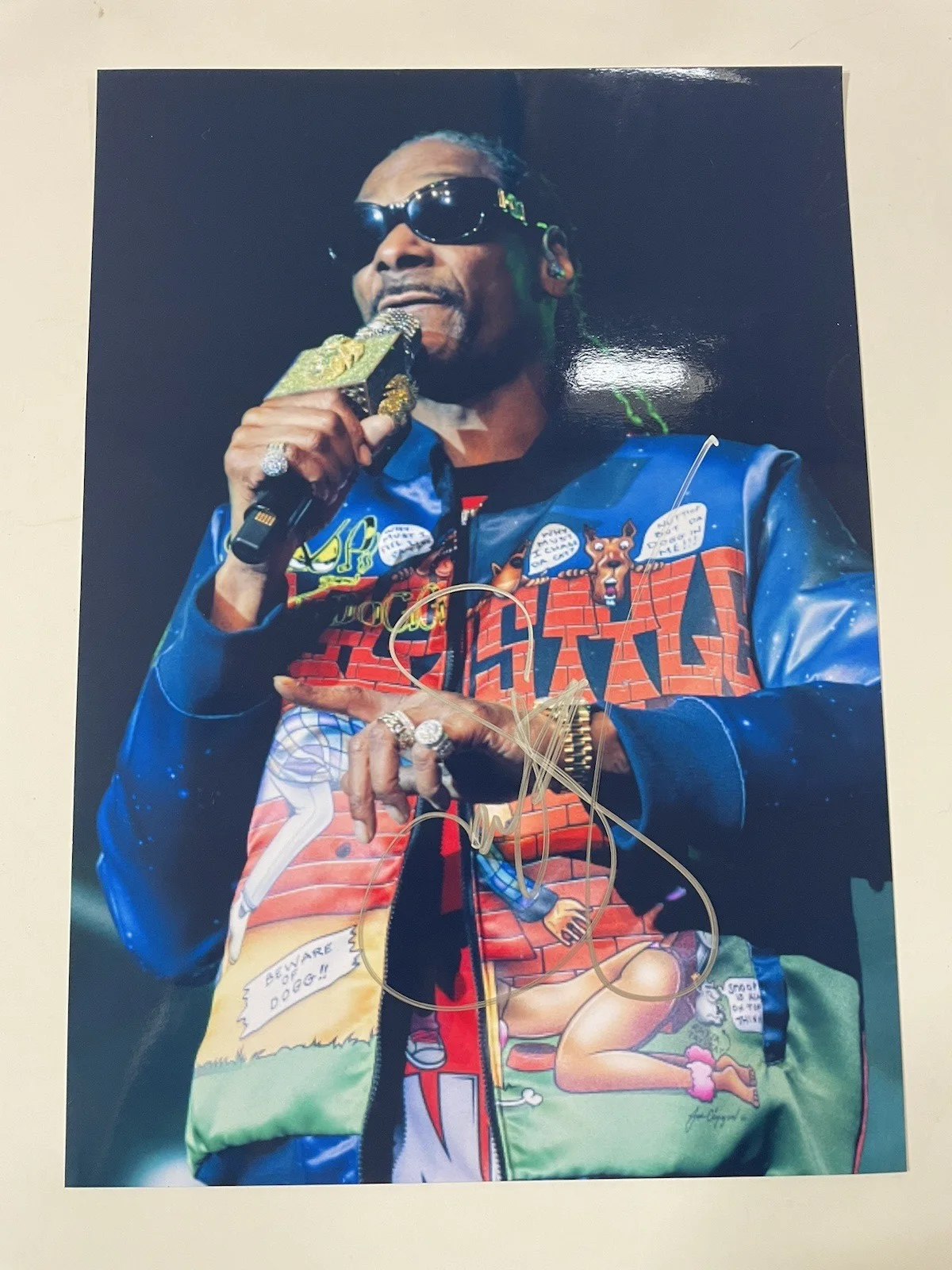 Snoop Dogg — Snoop Dogg Signed Autograph - 8 x 12 Photo W/COA