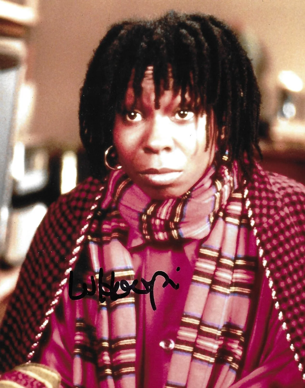Whoopi Goldberg — Whoopi Goldberg signed 8x10 photo Ghost Sister Act Actor Movies RARE COA LOOK!