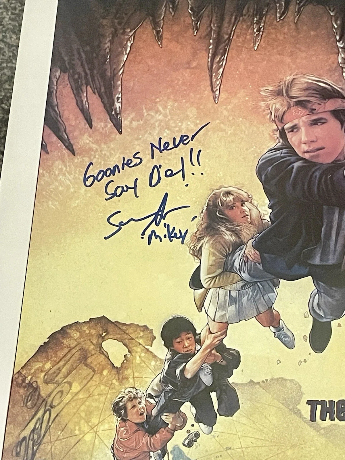 Original Belgian Goonies Cinema Poster Signed By Sean Astin, изображение 2