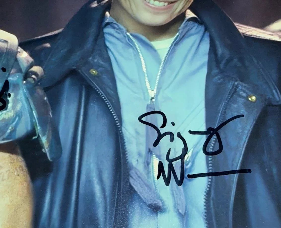 Sigourney Weaver — ALIENS SIGOURNEY WEAVER & MICHAEL BIEHN SIGNED 11x14 PHOTO BECKETT BAS WITNESSED, изображение 4
