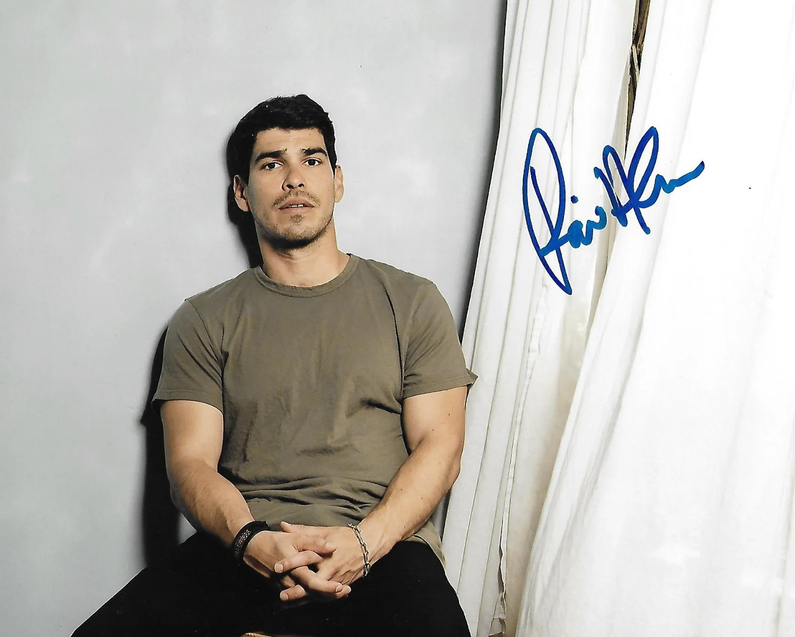 Raul Castillo — Raul Castillo autographed 8x10 photo Amexicano Cold Weather Actor RARE COA LOOK!