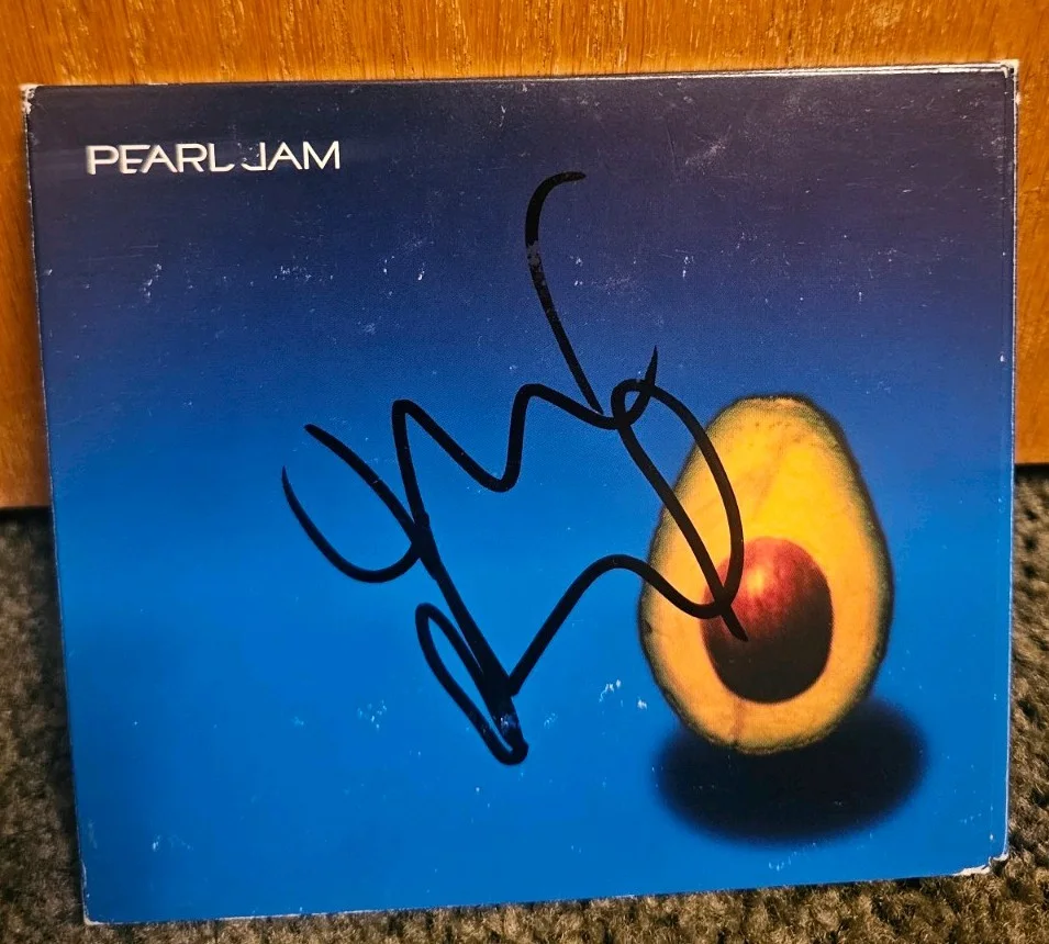 Pearl Jam Avocado Self Titled CD Signed Autograph! Mike McCready!, image 2