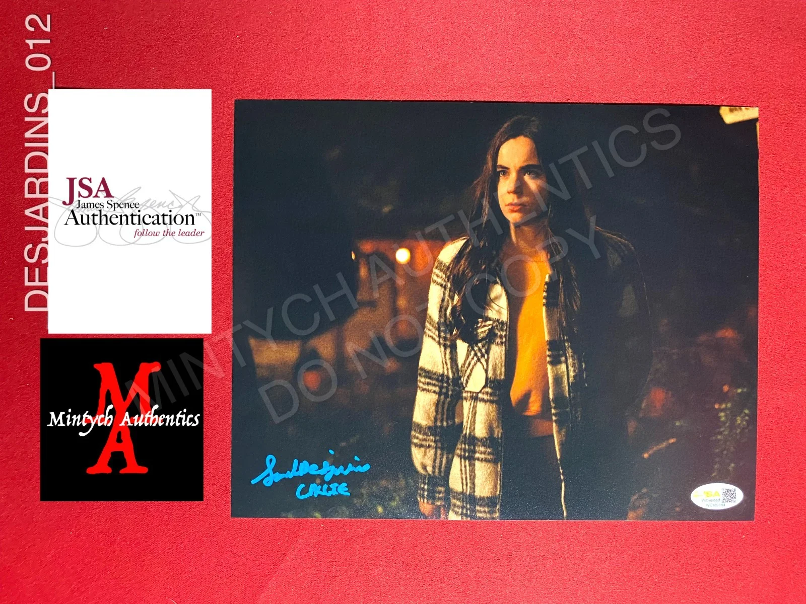 Sarah Desjardins — Sarah Desjardins autographed signed 8x10 photo Yellowjackets Callie Sadecki JSA