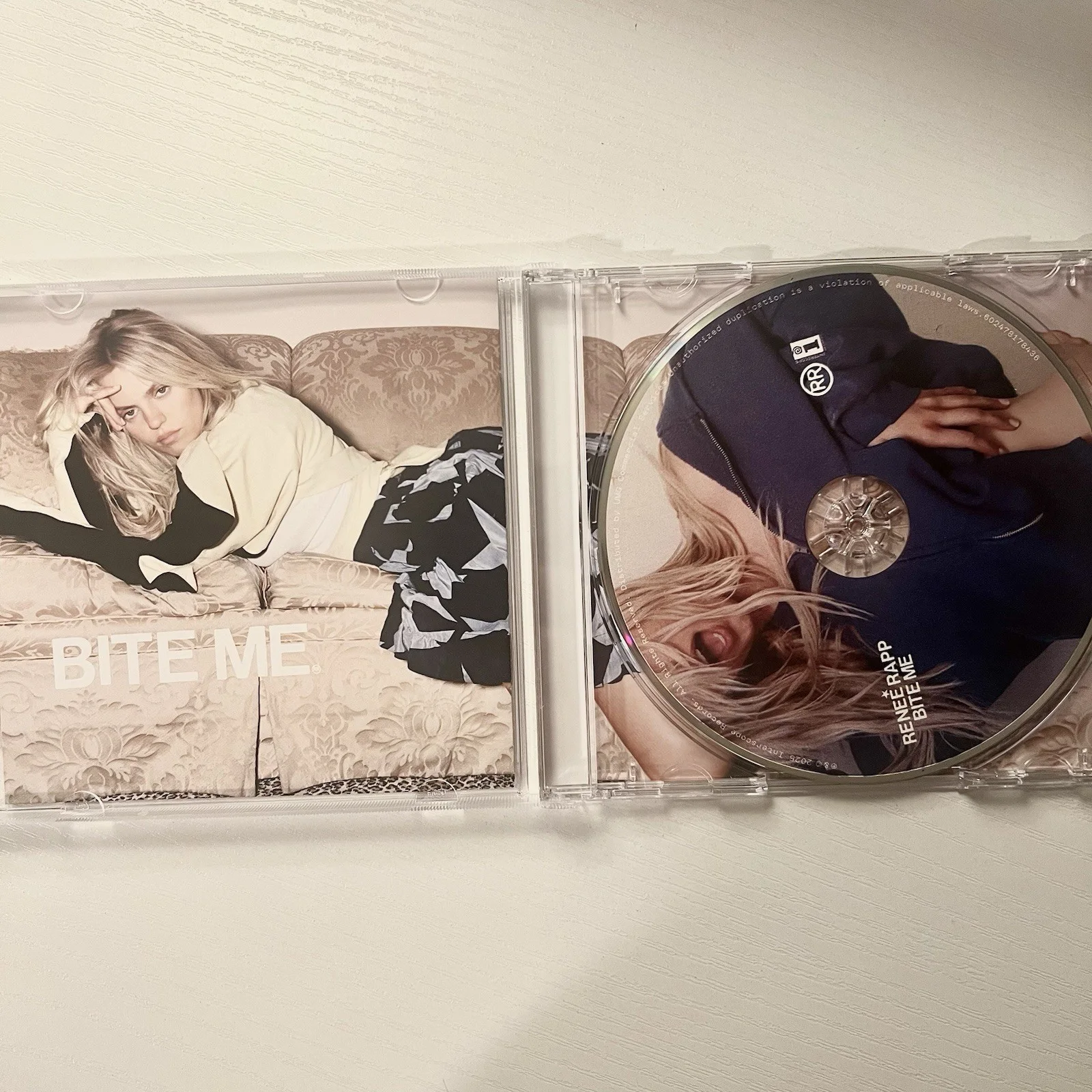Reneé Rapp Bite Me CD Orignal Cover + Signed Art Card, image 4