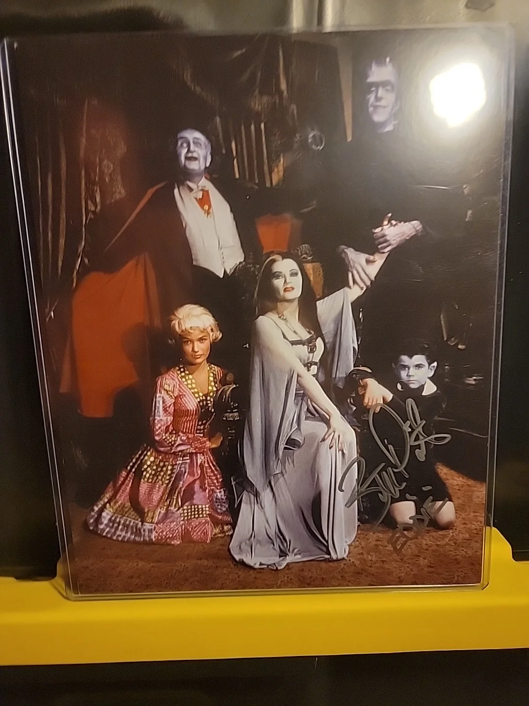 Butch Patrick — Butch Patrick Signed 8x10 Eddie Munster Autographed Photo The Munsters