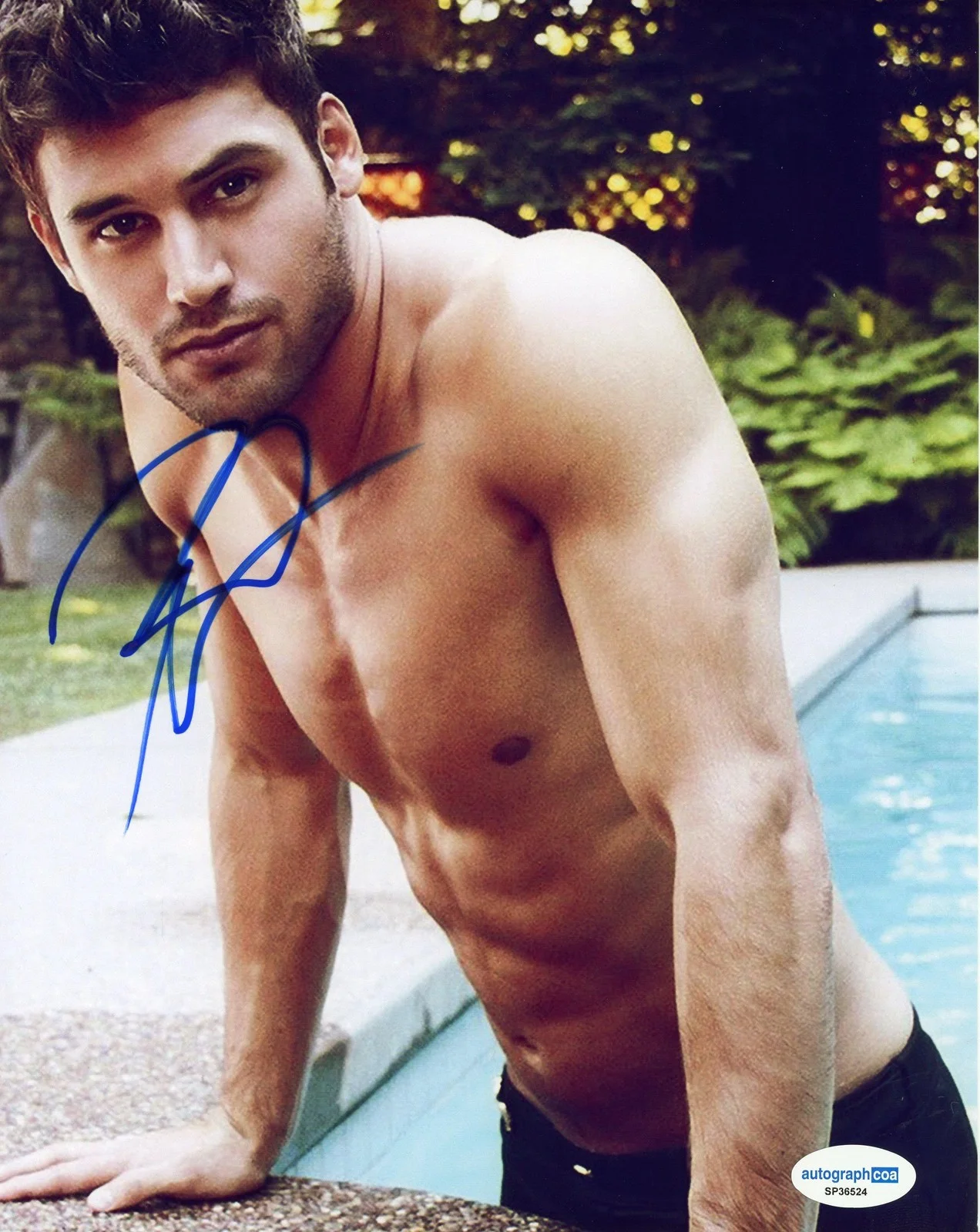 Ryan Guzman — Ryan Guzman "9-1-1" AUTOGRAPH Signed Autographed Shirtless 8x10 Photo D ACOA, image 2