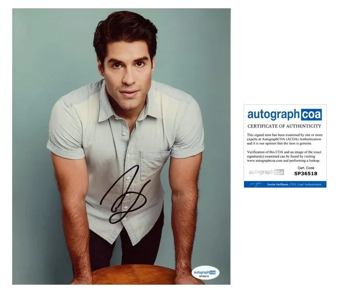 Asher Grodman — Asher Grodman "Ghosts" AUTOGRAPH Signed Autographed 8x10 Photo ACOA