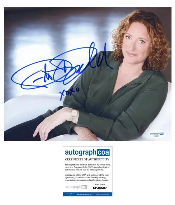 Judy Gold — Judy Gold "The Rosie O'Donnell Show" Writer AUTOGRAPH Signed 8x10 Photo C ACOA