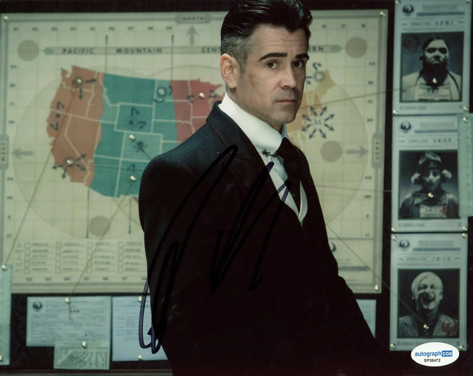 Colin Farrell — Colin Farrell "Fantastic Beasts" AUTOGRAPH Signed 'Graves' 8x10 Photo ACOA, изображение 2